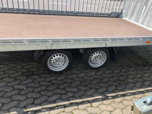 Hapert Indigo HT-2 Transporter 4050 x 2000 mm, 2,7 to. Rampe - Reboque para carros: foto 4 Hapert Indigo HT-2 Transporter 4050 x 2000 mm, 2,7 to. Rampe - Reboque para carros: foto 4