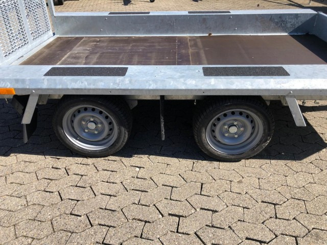 Hapert Indigo LF-2 3100 x 1640 x 200 mm, 3,0 to. Gitterrampe - Reboque para carros: foto 5 Hapert Indigo LF-2 3100 x 1640 x 200 mm, 3,0 to. Gitterrampe - Reboque para carros: foto 5