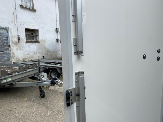 Humbaur Kühlanhänger HGK 303718-21 PF60 Deluxe 3,0 to. 3630x1670x1970mm - Reboque frigorífico: foto 4 Humbaur Kühlanhänger HGK 303718-21 PF60 Deluxe 3,0 to. 3630x1670x1970mm - Reboque frigorífico: foto 4