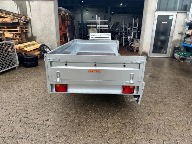 Neptun GN131, N13-263 KPS, 1300 kg 2630 x 1450 x 400 mm - Reboque para carros: foto 2 Neptun GN131, N13-263 KPS, 1300 kg 2630 x 1450 x 400 mm - Reboque para carros: foto 2