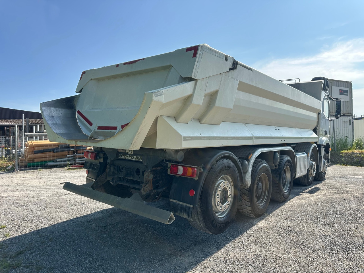 MERCEDES-BENZ Arocs 4451 10x4 Kipper - Camião basculante: foto 5 MERCEDES-BENZ Arocs 4451 10x4 Kipper - Camião basculante: foto 5