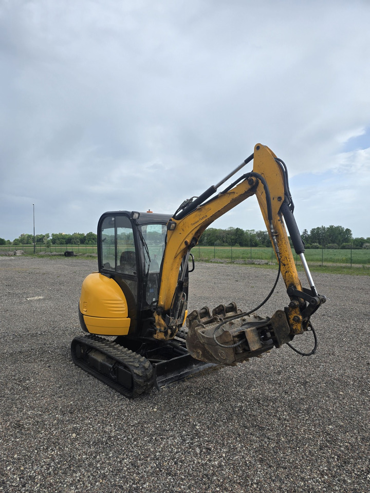 JCB 8026 CTS - Mini escavadeira: foto 1 JCB 8026 CTS - Mini escavadeira: foto 1