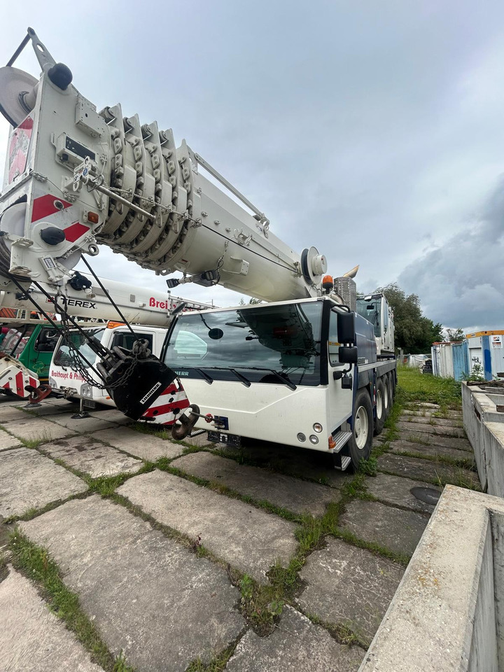 LIEBHERR LTM 1095-5.1 - Grua móvel: foto 2 LIEBHERR LTM 1095-5.1 - Grua móvel: foto 2