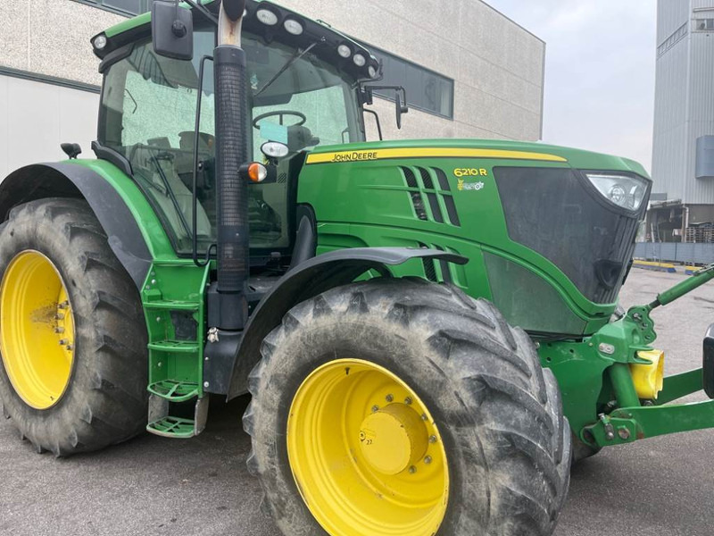 John Deere 6210 R AutoPower - Trator: foto 3 John Deere 6210 R AutoPower - Trator: foto 3