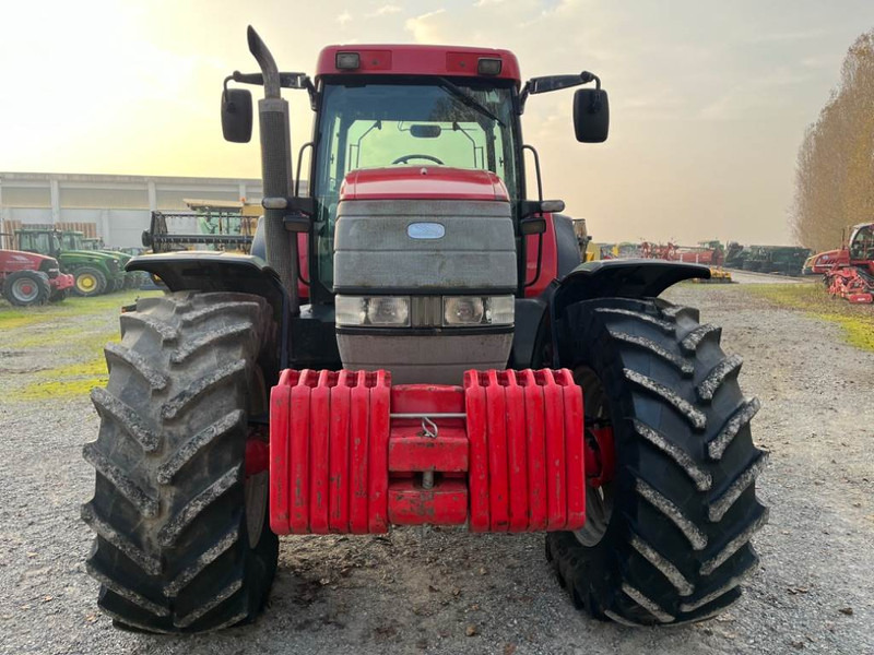 MCCORMICK MTX 200 - Trator: foto 2 MCCORMICK MTX 200 - Trator: foto 2