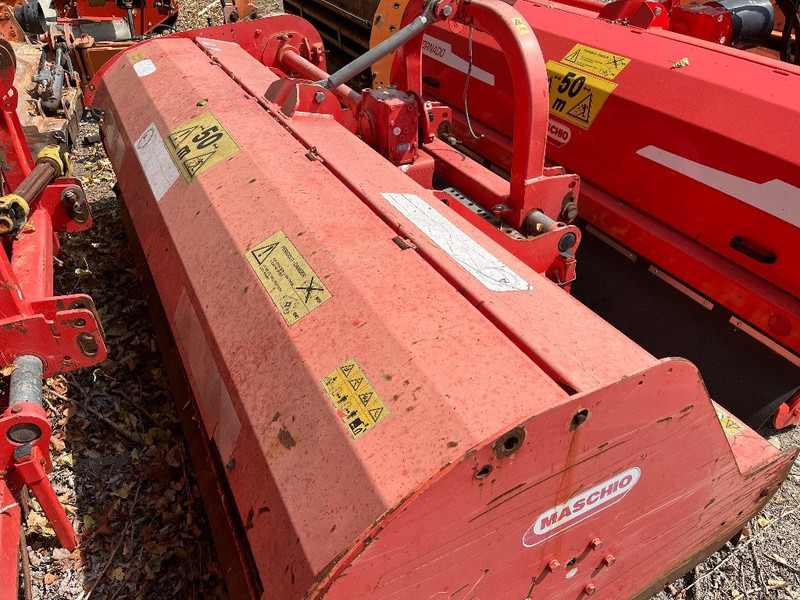 Maschio Tornado 280 - Equipamento de pós-colheita: foto 4 Maschio Tornado 280 - Equipamento de pós-colheita: foto 4