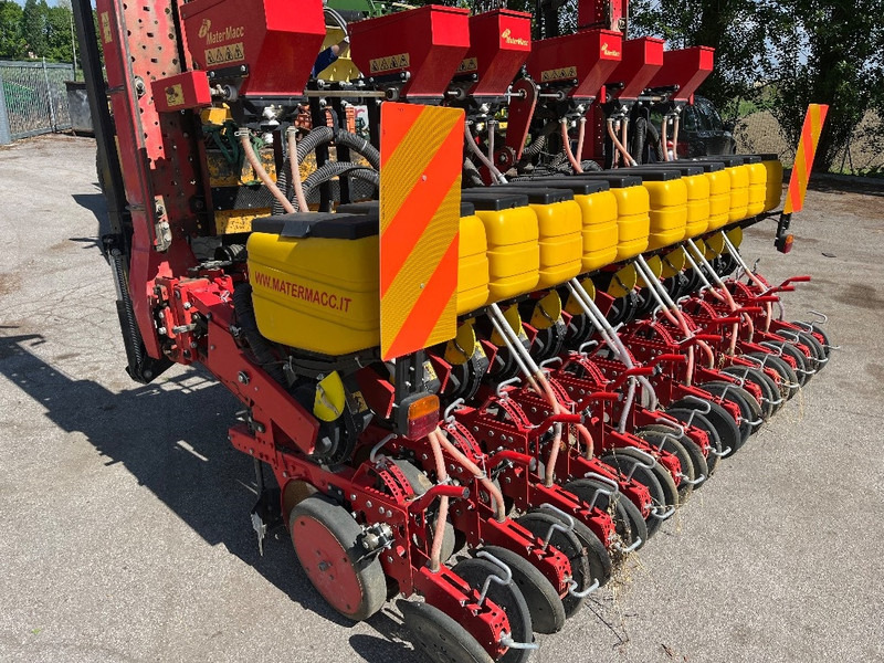 MaterMacc MS 8230 - Semeadora de precisão: foto 3 MaterMacc MS 8230 - Semeadora de precisão: foto 3