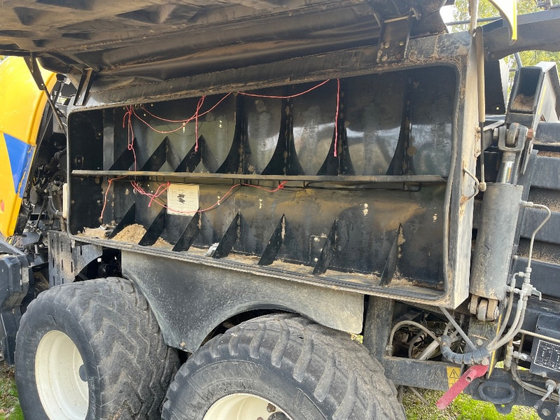 Enfardadeira de fardos quadrados New Holland 1290: foto 18