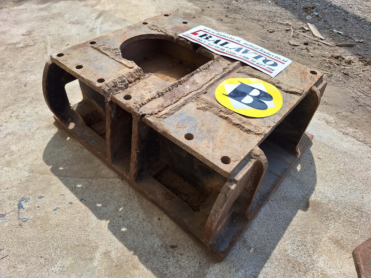 Balavto attachment plate B1 - Acoplamento rápido por Máquina de construção: foto 1 Balavto attachment plate B1 - Acoplamento rápido por Máquina de construção: foto 1