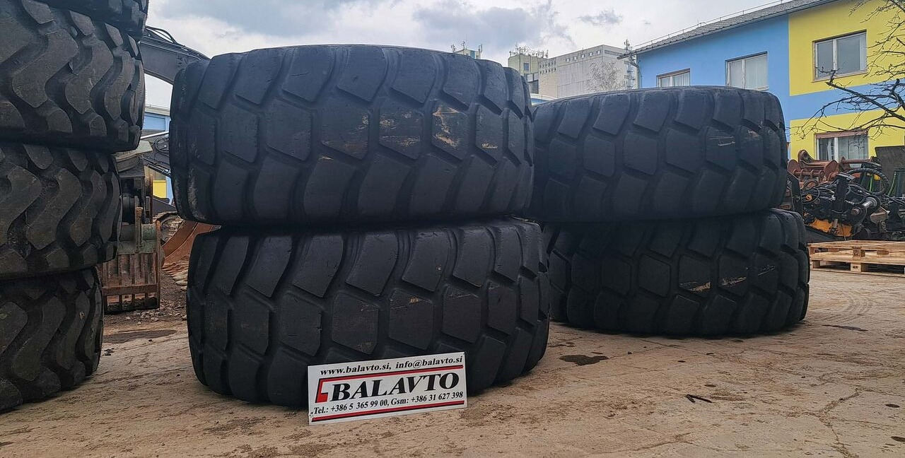 Bridgestone 29.5R25 - Pneu por Pá carregadora de rodas: foto 1 Bridgestone 29.5R25 - Pneu por Pá carregadora de rodas: foto 1