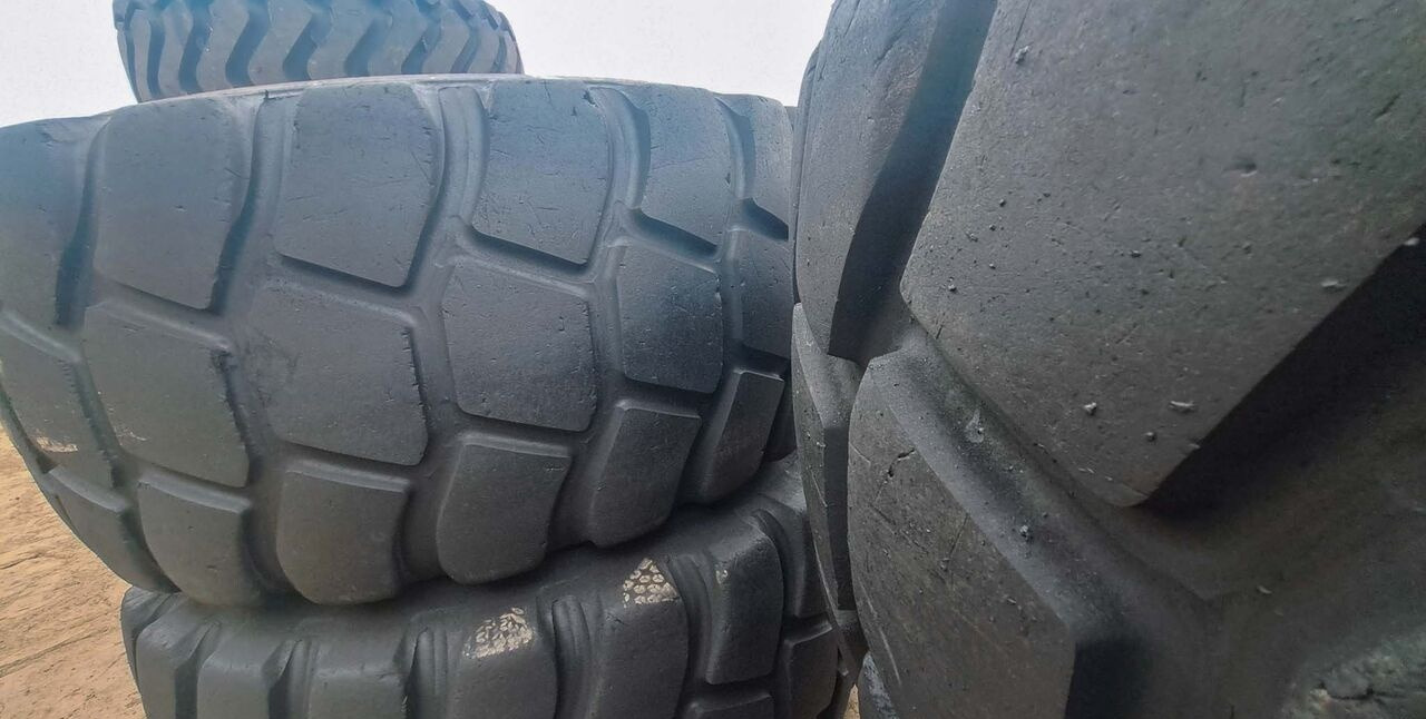 Pneu por Pá carregadora de rodas novo Bridgestone 29.5R25: foto 6