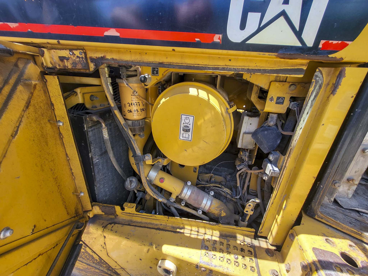 Buldôzer CATERPILLAR D6R: foto 20 Buldôzer CATERPILLAR D6R: foto 20