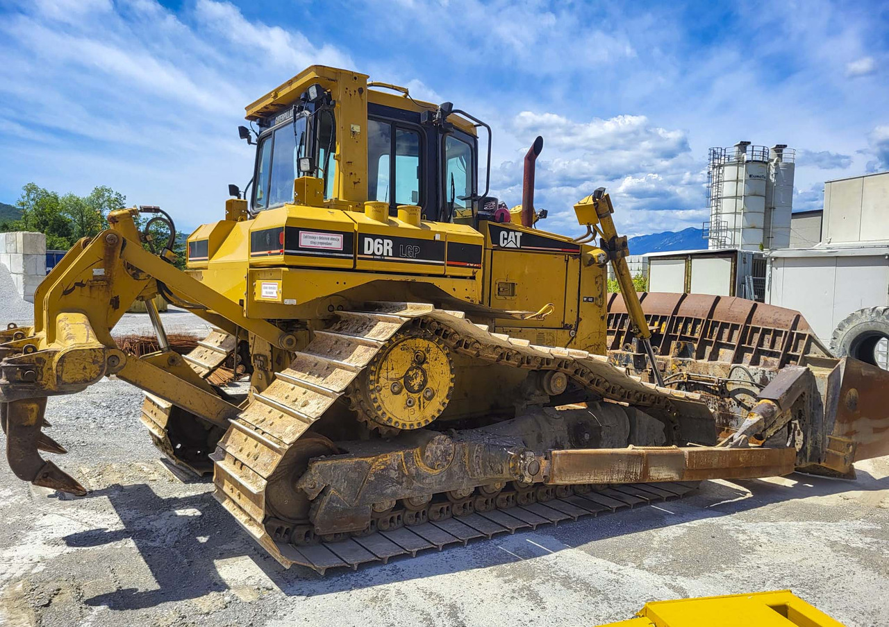 Caterpillar D6R - Buldôzer: foto 4 Caterpillar D6R - Buldôzer: foto 4
