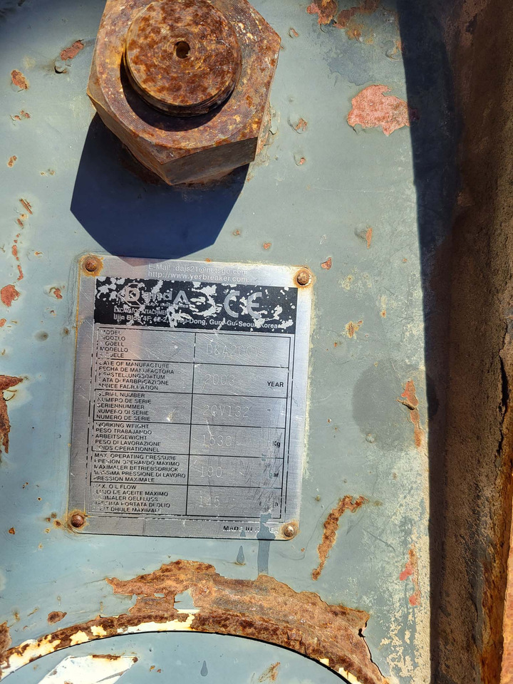 D&A 200V for 18-24 ton excavators - Martelo hidráulico por Escavadeira: foto 4 D&A 200V for 18-24 ton excavators - Martelo hidráulico por Escavadeira: foto 4