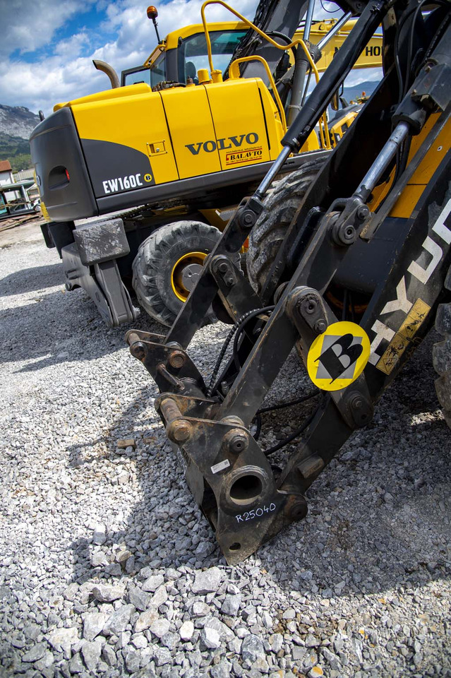 Pá carregadora de rodas HYUNDAI HL740TM-7 for parts: foto 15