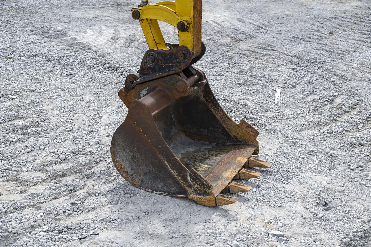 Mini escavadeira Komatsu PC35MR-2: foto 18