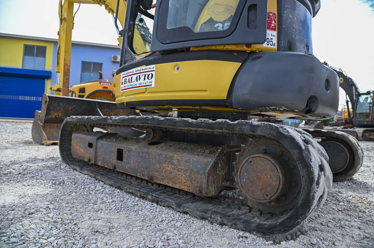 Mini escavadeira Komatsu PC35MR-2: foto 23