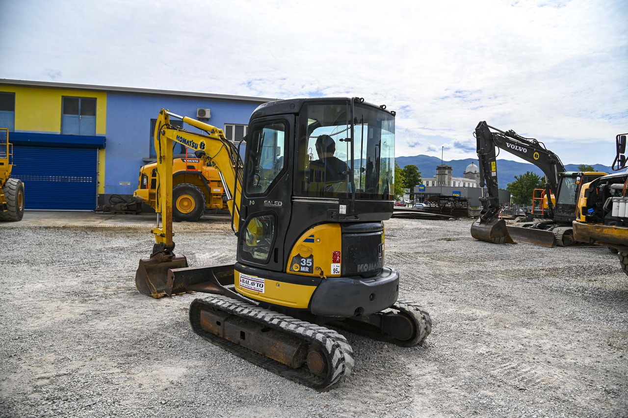 Mini escavadeira Komatsu PC35MR-2: foto 5