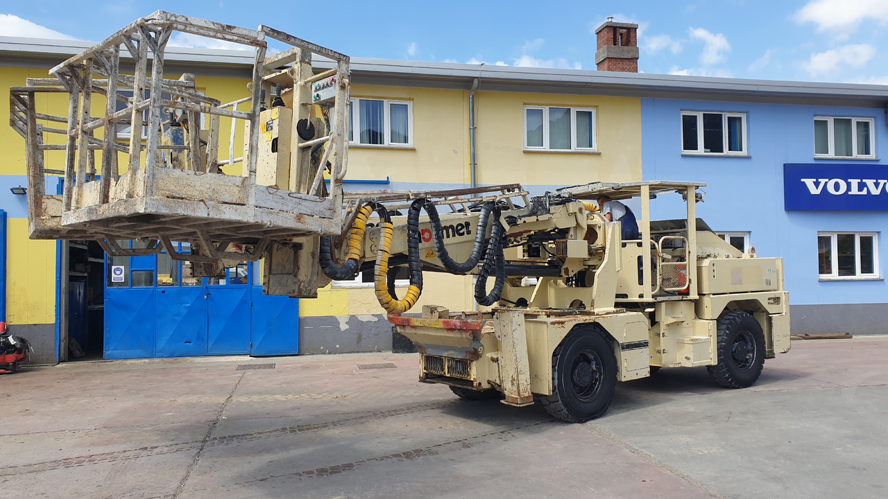 Normet Himec 9905 BT - Máquina de mineração: foto 1 Normet Himec 9905 BT - Máquina de mineração: foto 1