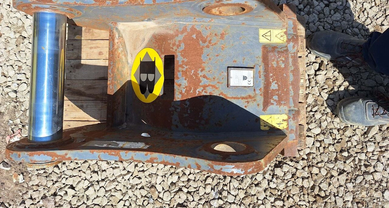 Trevi Benne hydraulic ARI Verachtert Volvo EC220E - Acoplamento rápido por Escavadeira: foto 3 Trevi Benne hydraulic ARI Verachtert Volvo EC220E - Acoplamento rápido por Escavadeira: foto 3