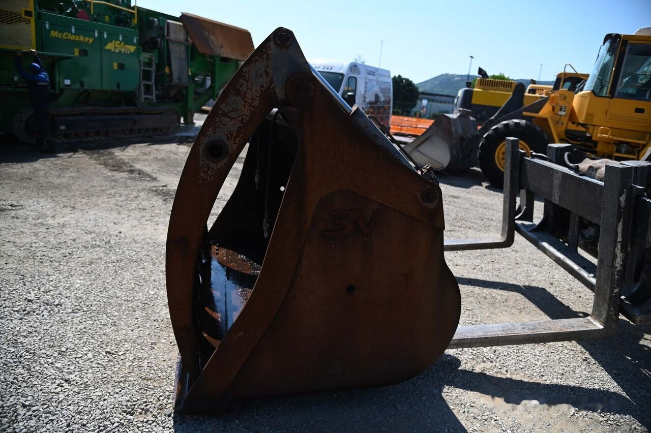 Trevi Benne loader bucket 2500 mm - Balde para carregadeiras: foto 3 Trevi Benne loader bucket 2500 mm - Balde para carregadeiras: foto 3