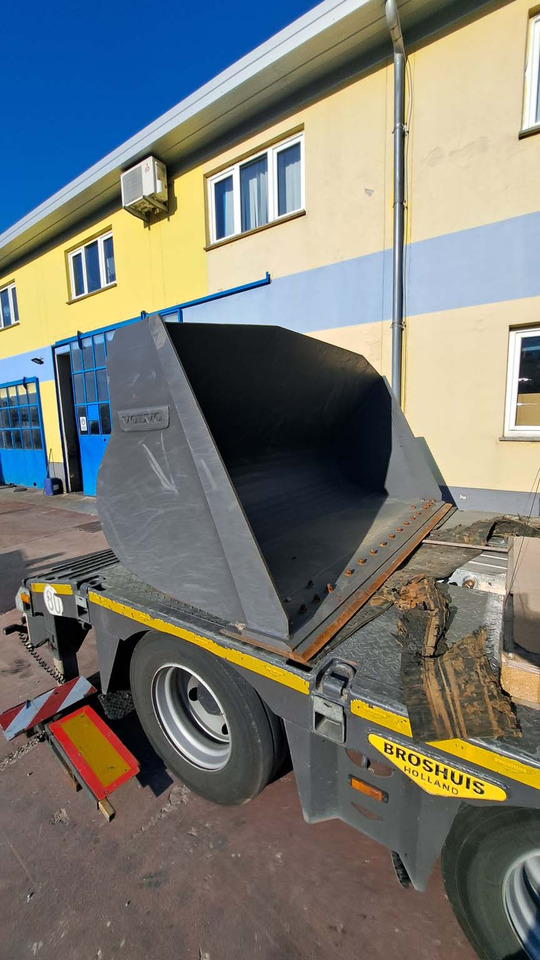 VOLVO 2500 mm for 12-15 ton wheel loaders - Balde para carregadeiras: foto 2 VOLVO 2500 mm for 12-15 ton wheel loaders - Balde para carregadeiras: foto 2