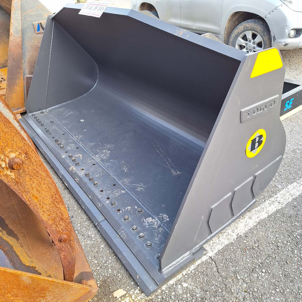 VOLVO 2880 mm for 18-22 ton wheel loaders - Balde para carregadeiras por Pá carregadora de rodas: foto 1 VOLVO 2880 mm for 18-22 ton wheel loaders - Balde para carregadeiras por Pá carregadora de rodas: foto 1