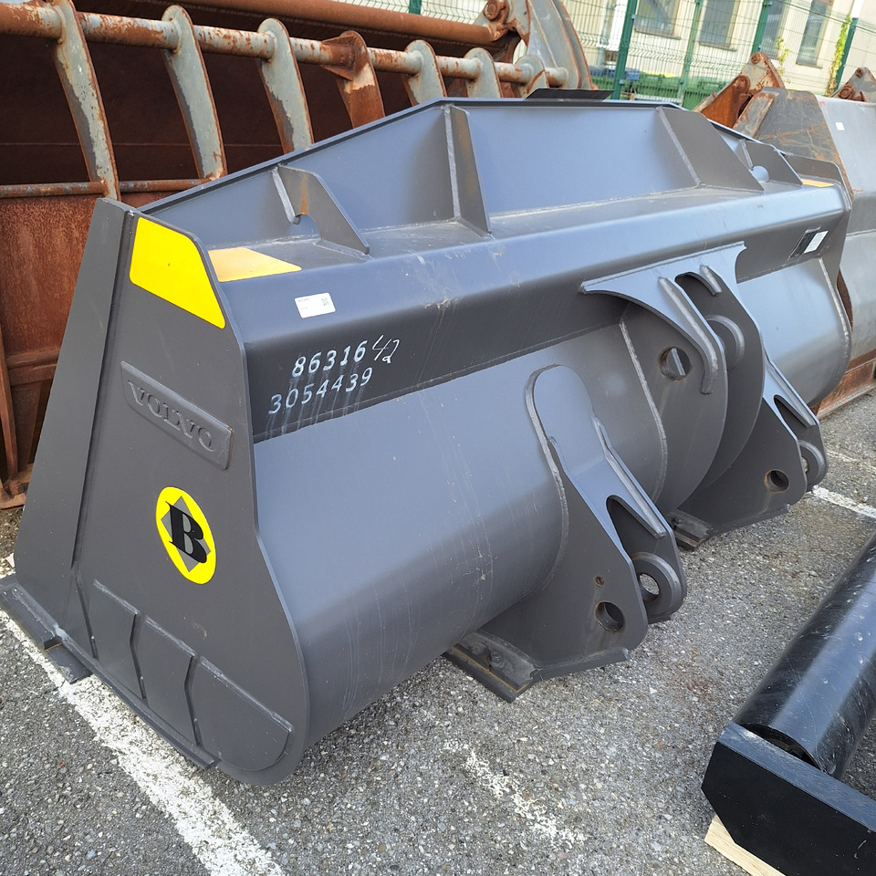 VOLVO 2880 mm for 18-22 ton wheel loaders - Balde para carregadeiras por Máquina de construção: foto 3 VOLVO 2880 mm for 18-22 ton wheel loaders - Balde para carregadeiras por Máquina de construção: foto 3