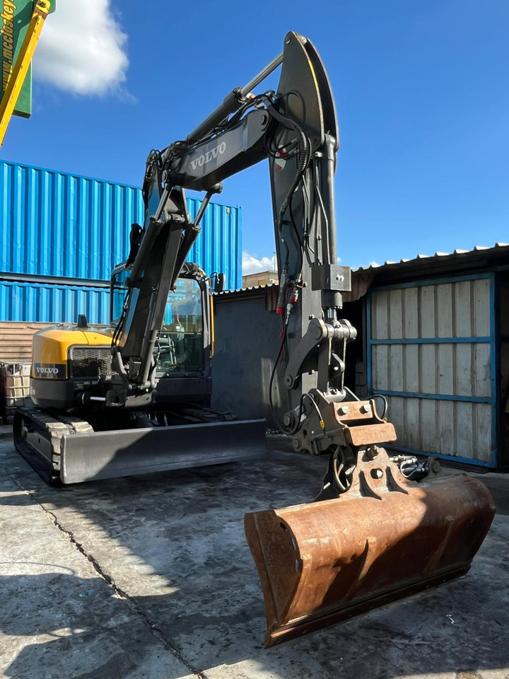 VOLVO ECR88D - Mini escavadeira: foto 2 VOLVO ECR88D - Mini escavadeira: foto 2