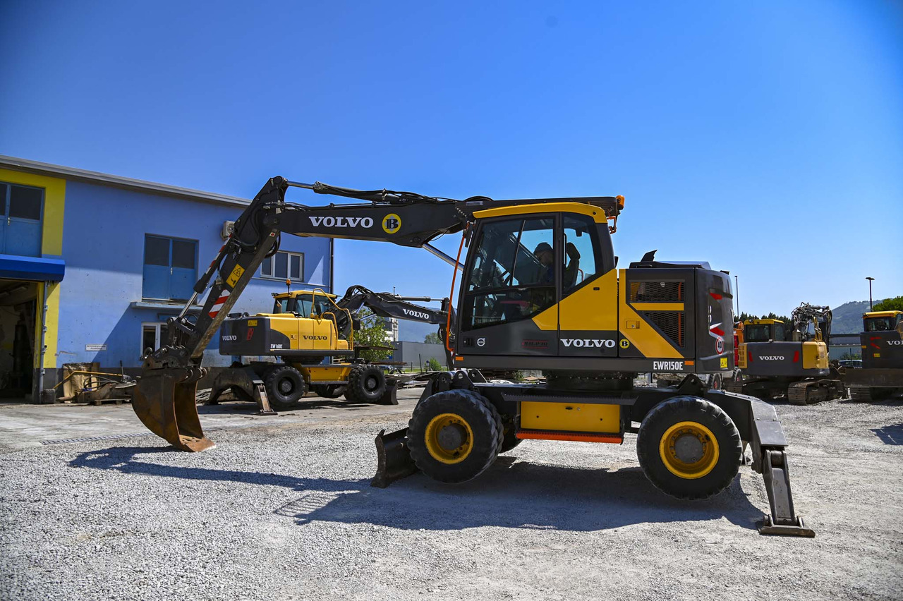 VOLVO EWR150E - Pá carregadora de rodas: foto 3 VOLVO EWR150E - Pá carregadora de rodas: foto 3