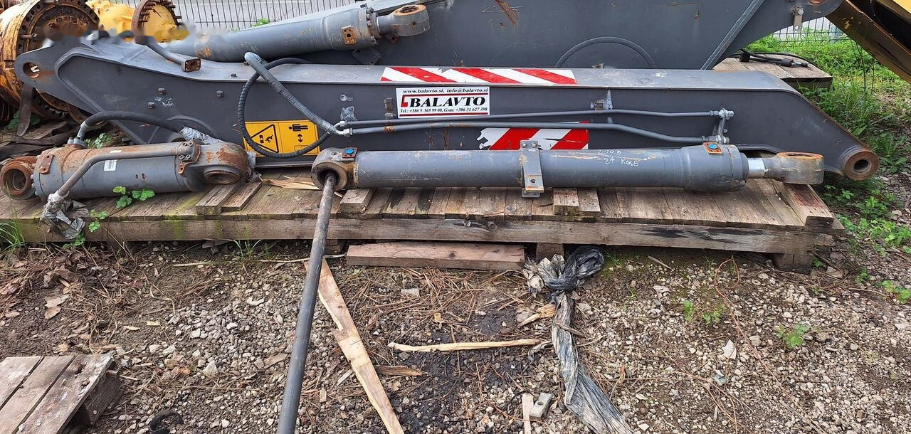 Volvo 14606854 Volvo EC210C - Lança por Escavadeira: foto 3 Volvo 14606854 Volvo EC210C - Lança por Escavadeira: foto 3