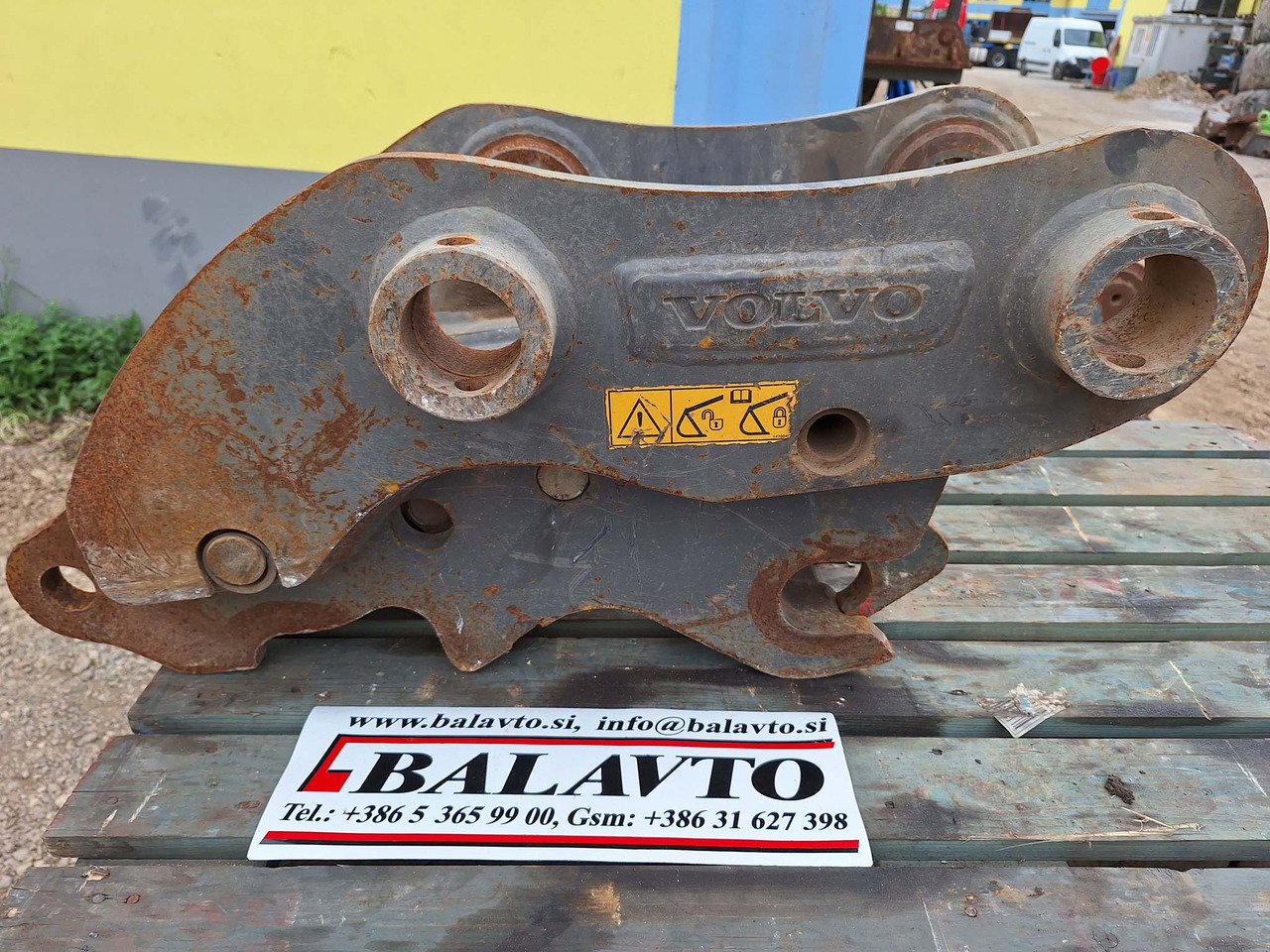 Volvo 14709434 Volvo EC140, EW140, ECR145 - Acoplamento rápido por Máquina de construção: foto 1 Volvo 14709434 Volvo EC140, EW140, ECR145 - Acoplamento rápido por Máquina de construção: foto 1