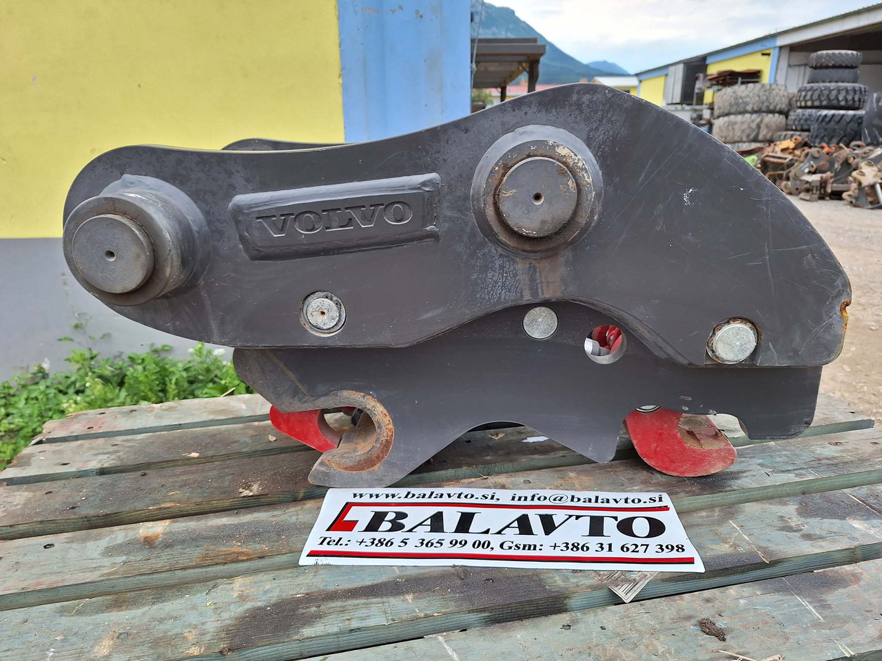 Volvo 14736062 Volvo EC140, ECR145, EW140 - Acoplamento rápido por Máquina de construção: foto 1 Volvo 14736062 Volvo EC140, ECR145, EW140 - Acoplamento rápido por Máquina de construção: foto 1