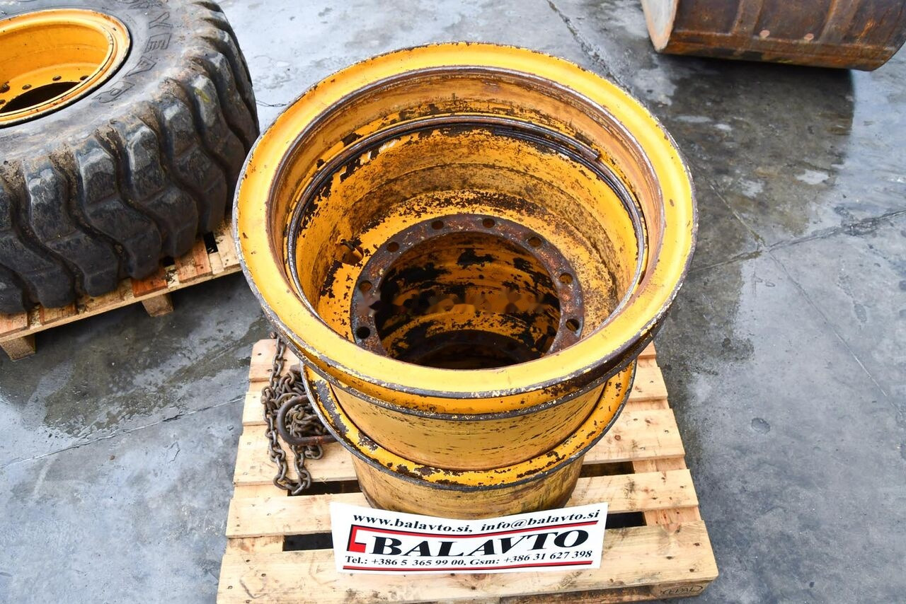 Volvo 4400, 6300, L90, L90B, L70 - Jante: foto 1 Volvo 4400, 6300, L90, L90B, L70 - Jante: foto 1