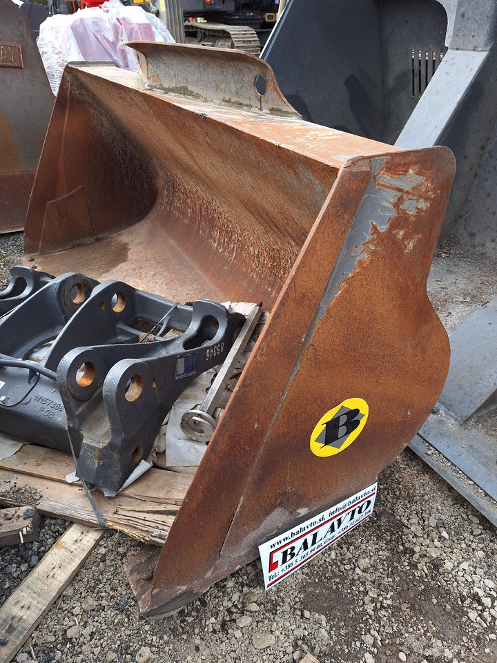Volvo 93812 loader bucket 2300 mm BOE - Balde para carregadeiras: foto 1 Volvo 93812 loader bucket 2300 mm BOE - Balde para carregadeiras: foto 1