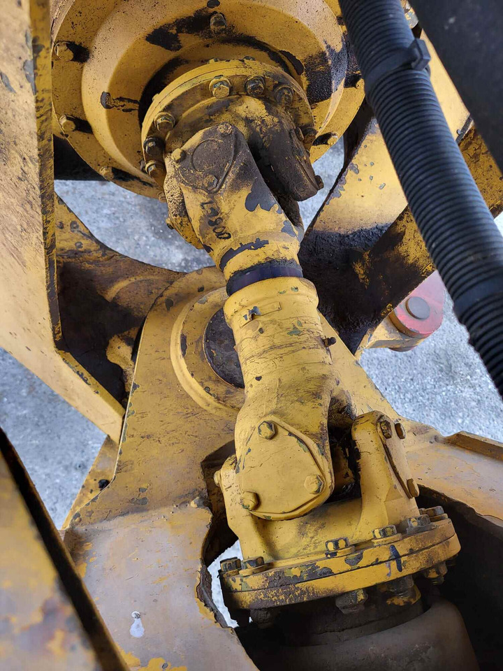 Volvo drive shaft - Semi eixo por Pá carregadora: foto 1 Volvo drive shaft - Semi eixo por Pá carregadora: foto 1