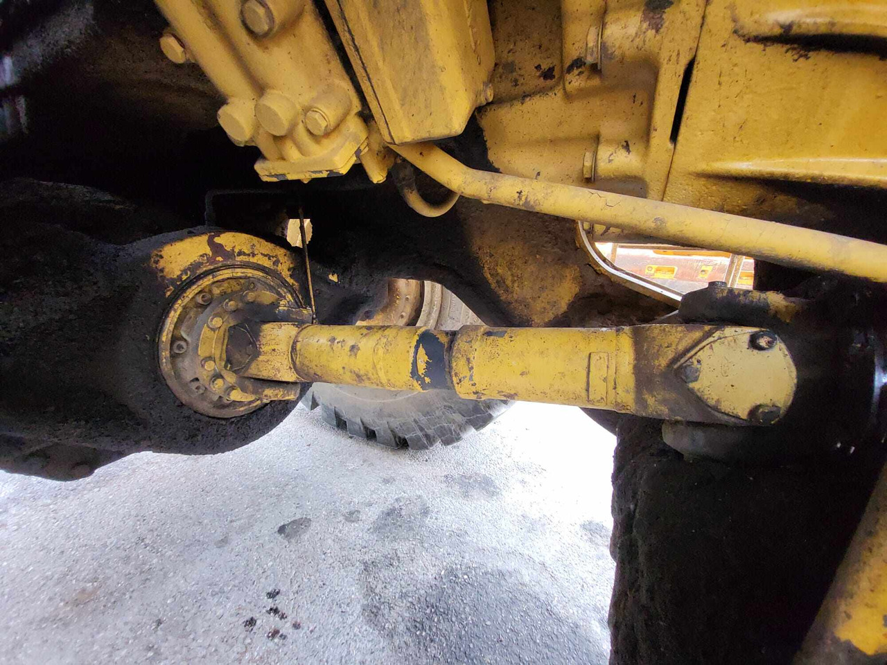 Volvo drive shaft - Semi eixo por Pá carregadora: foto 1 Volvo drive shaft - Semi eixo por Pá carregadora: foto 1