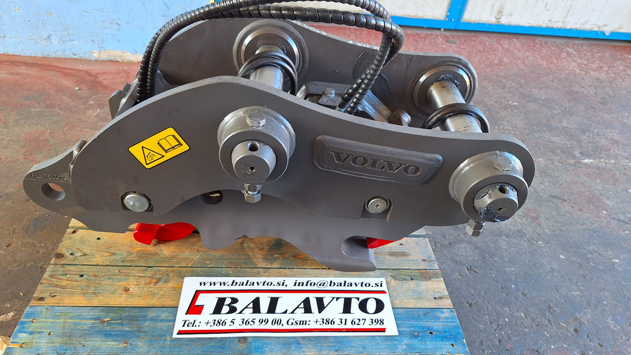 Volvo hydraulic quick coupler UNI65 - Acoplamento rápido por Escavadeira: foto 2 Volvo hydraulic quick coupler UNI65 - Acoplamento rápido por Escavadeira: foto 2