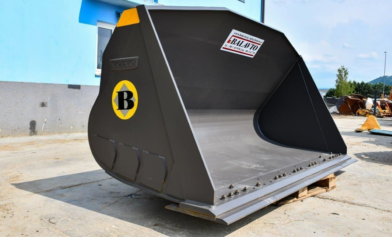 Volvo loader bucket 2800 mm for Volvo wheel loaders - Balde para carregadeiras: foto 2 Volvo loader bucket 2800 mm for Volvo wheel loaders - Balde para carregadeiras: foto 2