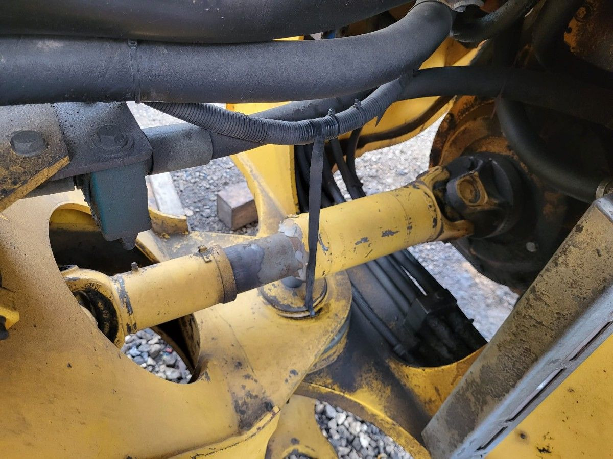 Volvo propeller shaft - Veio de transmissão por Pá carregadora: foto 2 Volvo propeller shaft - Veio de transmissão por Pá carregadora: foto 2