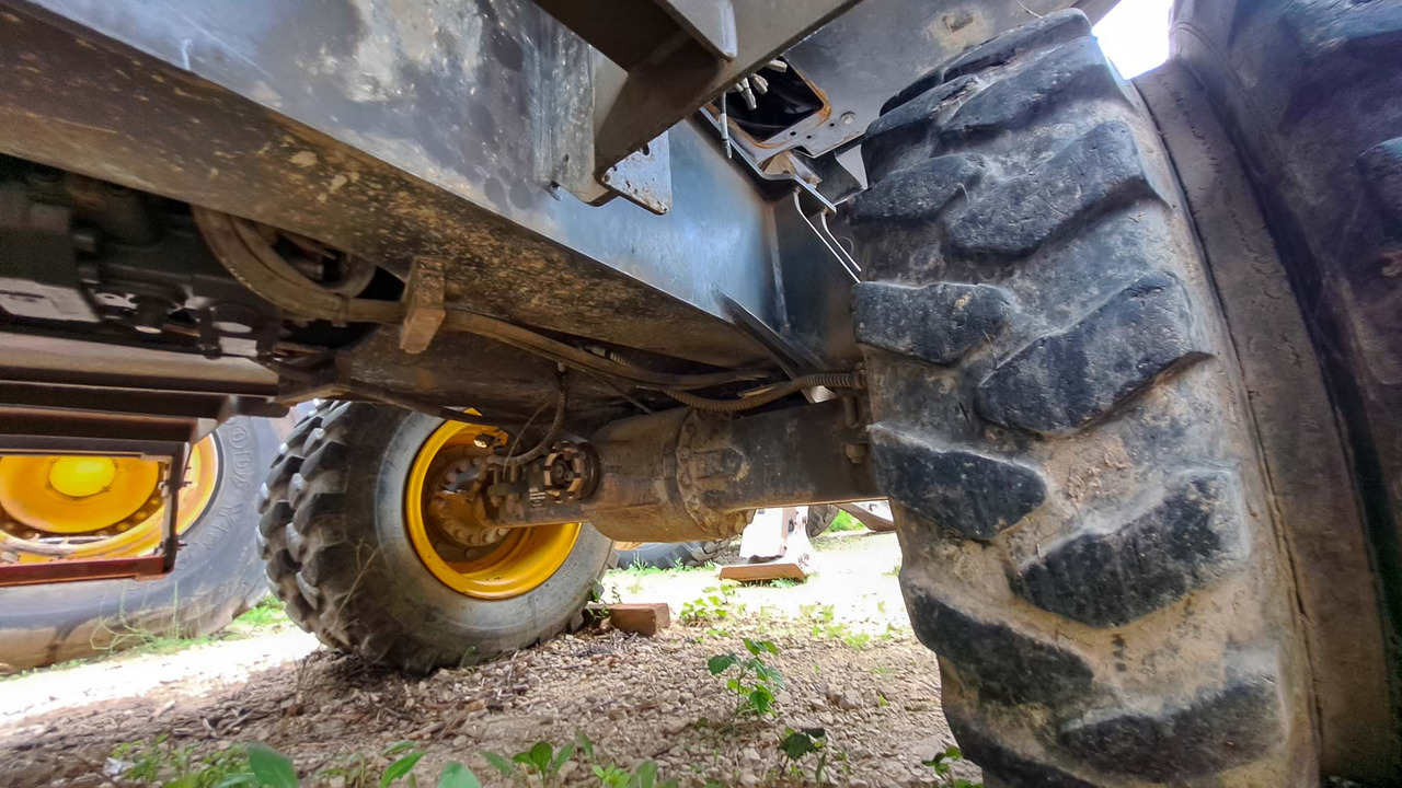 Volvo rear axle 14590304 Volvo EWR150E, EW160D, EW160E, EW180E, EW140E, EWR170E, EW200E MH, EW180D, EW160C, EW180C - Eixo traseiro por Escavadeira: foto 2 Volvo rear axle 14590304 Volvo EWR150E, EW160D, EW160E, EW180E, EW140E, EWR170E, EW200E MH, EW180D, EW160C, EW180C - Eixo traseiro por Escavadeira: foto 2