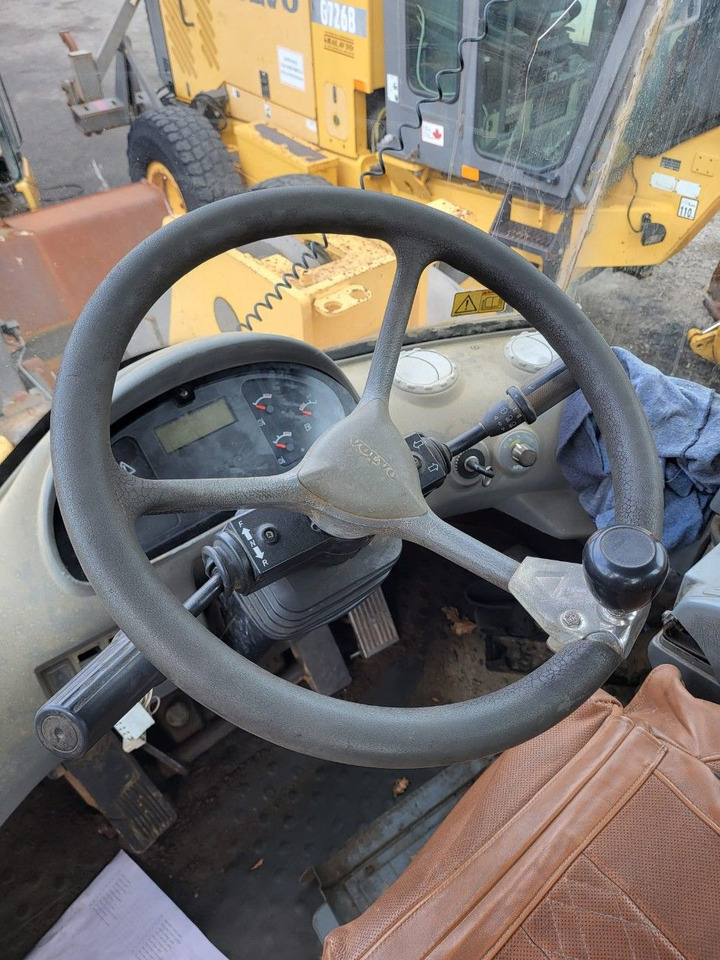 Volvo steering wheel - Volante de direção por Máquina de construção: foto 1 Volvo steering wheel - Volante de direção por Máquina de construção: foto 1