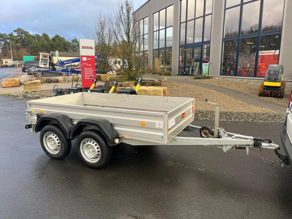 Böckmann AT1 Tandemanhänger - Reboque plataforma/ Caixa aberta: foto 2 Böckmann AT1 Tandemanhänger - Reboque plataforma/ Caixa aberta: foto 2