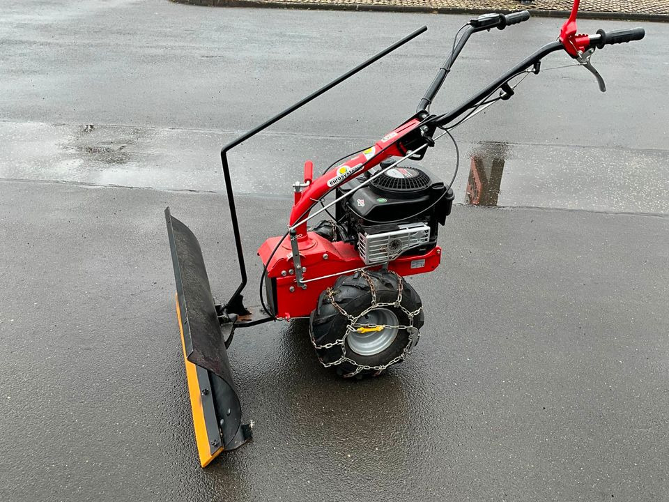 Schneeschieber, 1-Achser, 85cm Schneeschild, Antrieb - Equipamentos para jardinagem: foto 1 Schneeschieber, 1-Achser, 85cm Schneeschild, Antrieb - Equipamentos para jardinagem: foto 1
