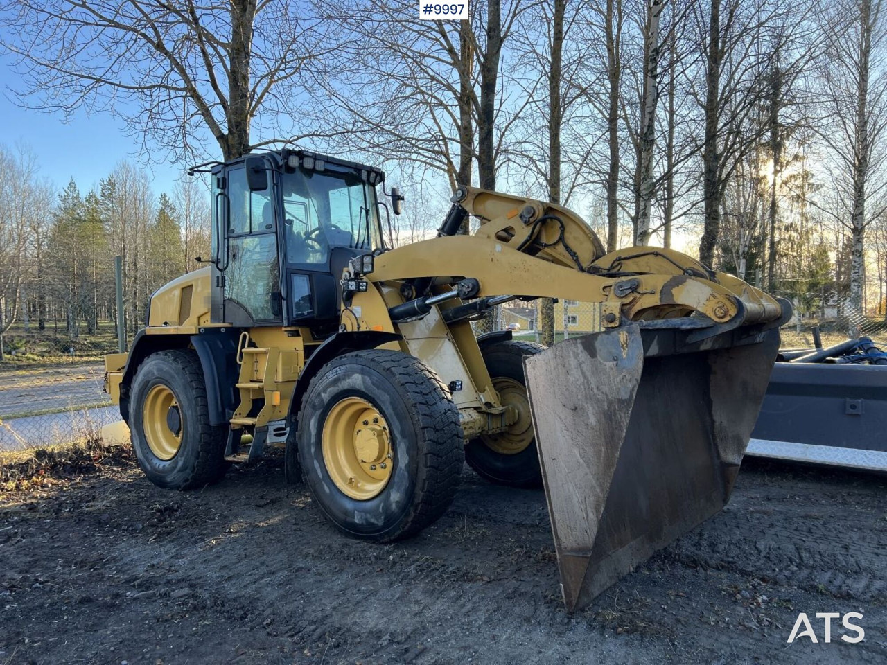 CAT 910K Wheel Loader (VIDEO) - Pá carregadora de rodas: foto 1 CAT 910K Wheel Loader (VIDEO) - Pá carregadora de rodas: foto 1