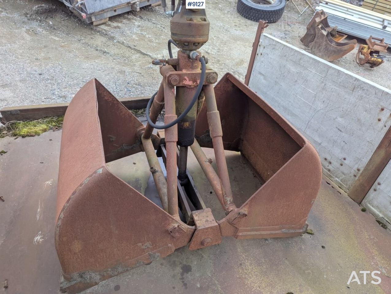 Crane flatbed Palfinger with rotator and bucket - Carroçaria de caixa aberta, Camião grua: foto 5 Crane flatbed Palfinger with rotator and bucket - Carroçaria de caixa aberta, Camião grua: foto 5