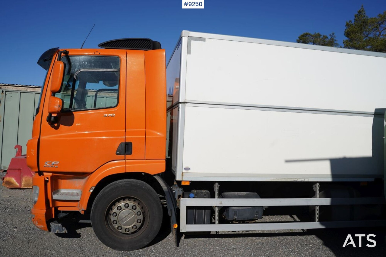 DAF CF 370Y Box truck, Height adjustable box - Camião furgão: foto 4 DAF CF 370Y Box truck, Height adjustable box - Camião furgão: foto 4