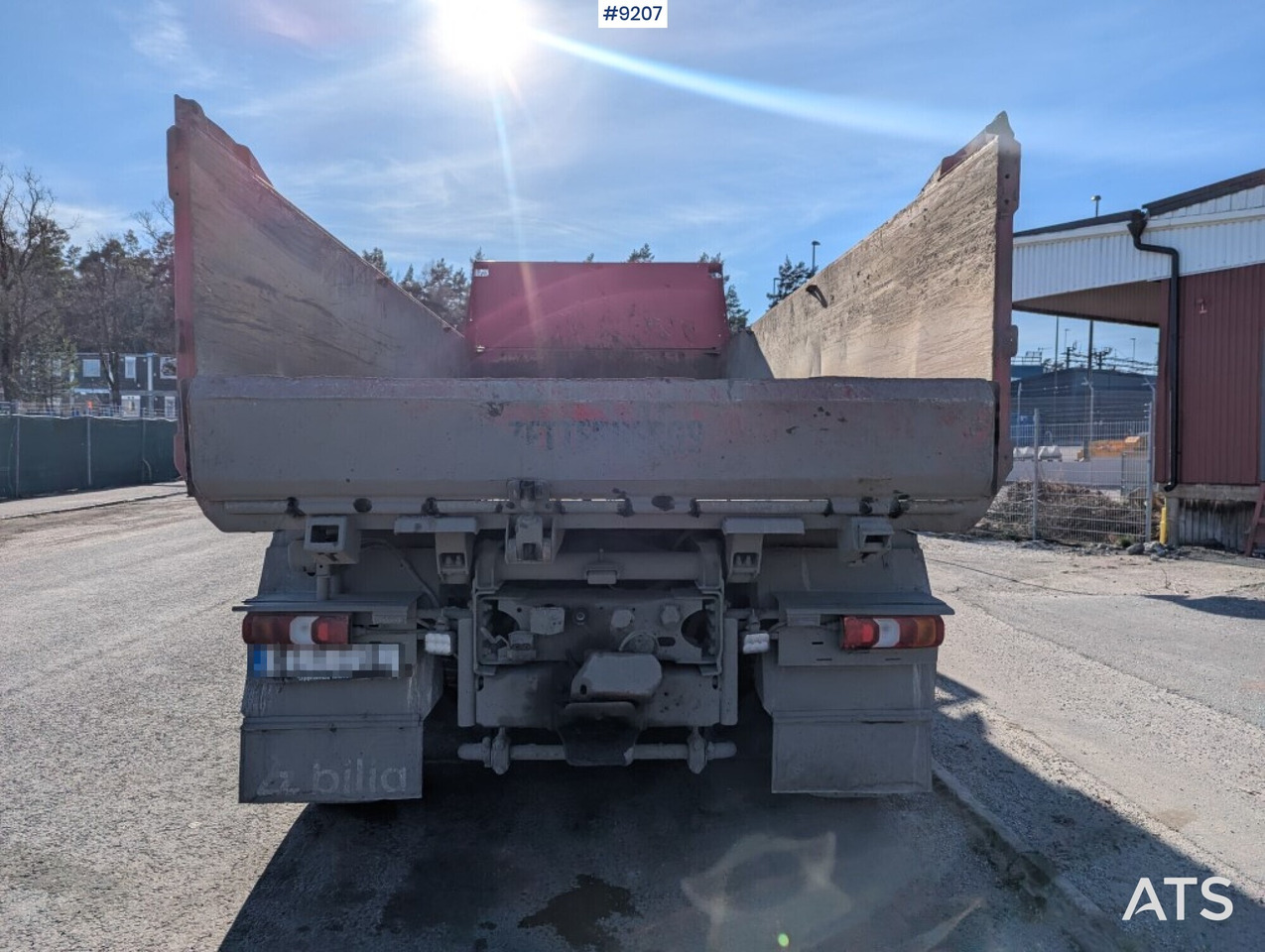 Dump / tipper truck Mercedes Benz Arocs 3253 8X4 - Camião basculante: foto 4 Dump / tipper truck Mercedes Benz Arocs 3253 8X4 - Camião basculante: foto 4