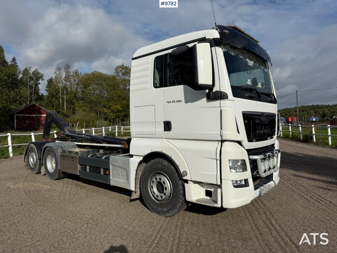 Hooklift Truck MAN TGX 26.500 6X2 - Camião polibenne: foto 2 Hooklift Truck MAN TGX 26.500 6X2 - Camião polibenne: foto 2