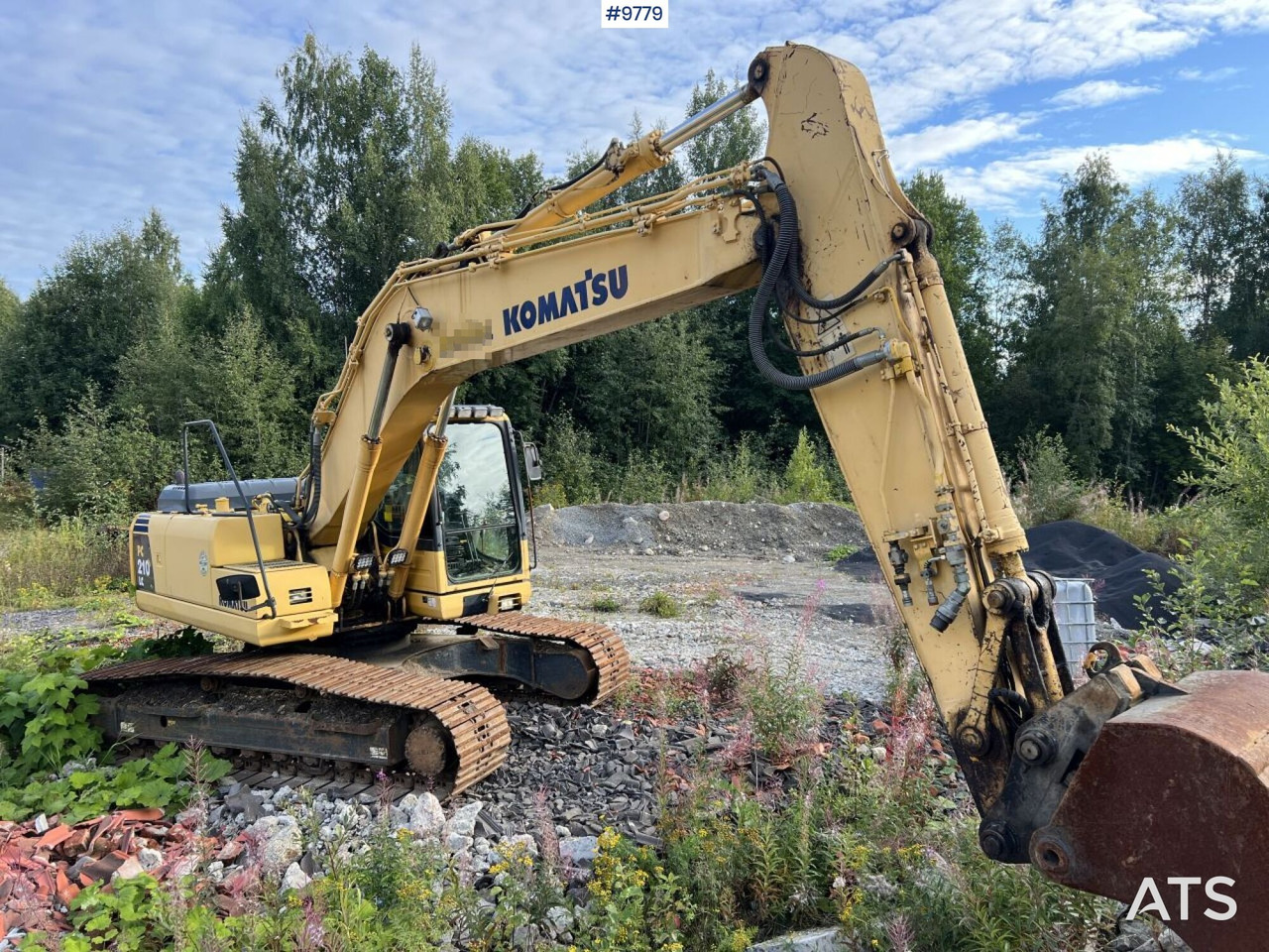 KOMATSU PC210LC-8 Excavator with buckets - Escavadora de rastos: foto 1 KOMATSU PC210LC-8 Excavator with buckets - Escavadora de rastos: foto 1